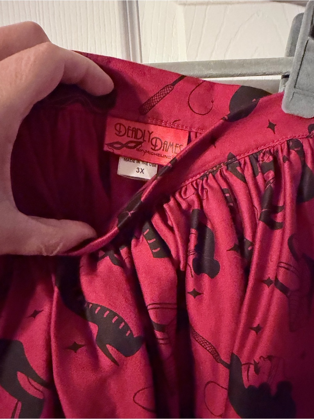 Deadly Dames Fetish Skirt - Picture 4 of 6